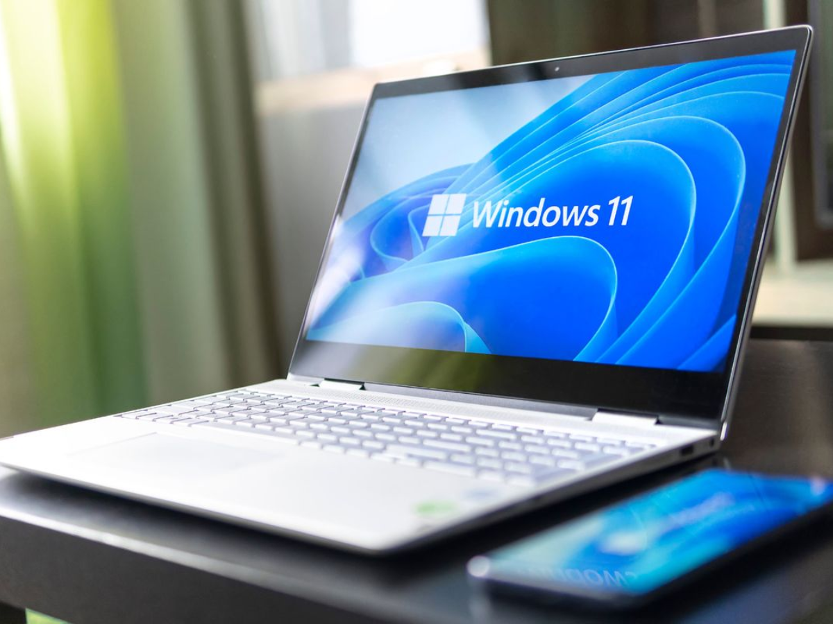 Microsoft Simplifies the Windows Insider Program with Two Channels